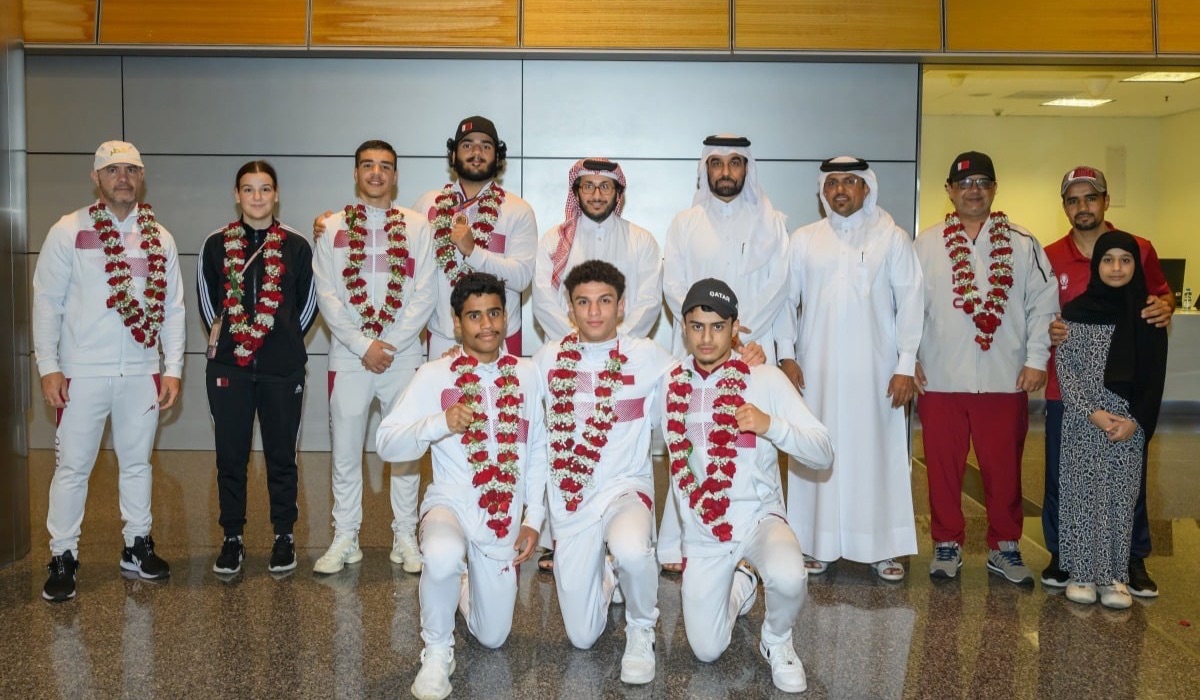 Qatar youth boxing team celebrates bronze medal win at asian youth championship